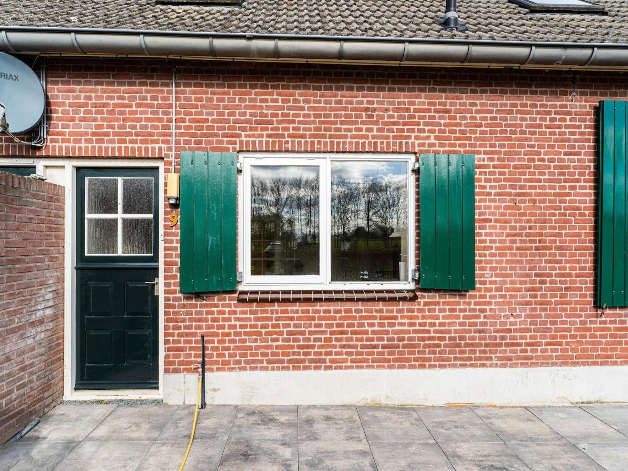 Spacious Farmhouse In Silvolde With Garden Exterior photo